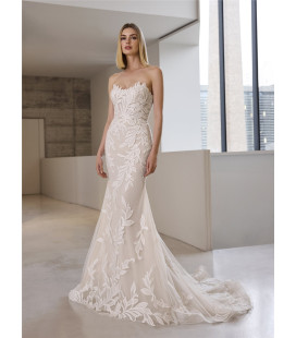Strapless mermaid style dress