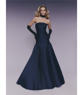 Vestido corte A, strapless