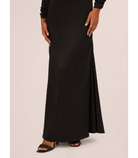 Taffeta dress, long sleeves and V-neck