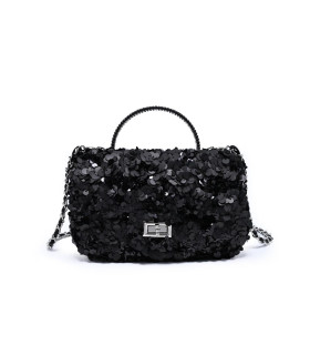 Bolso cubierto de lentejuelas
