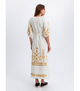 Vestido de manga 3/4 con bordado dorado y cinturón