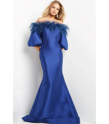 Mermaid-style dress with off-the-shoulder neckline and feathers