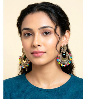 Pendientes de estilo hindú con cuentas multicolores