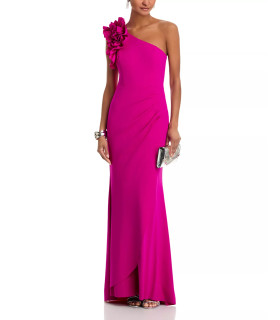 Vestido un hombro con volantes