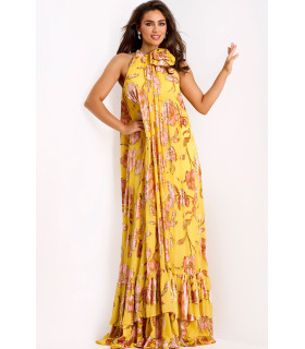 Vestido con escote halter y flor en 3D