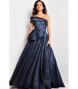 Vestido de un hombro de corte A