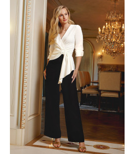 Jumpsuit de manga tres cuartos en blanco y negro