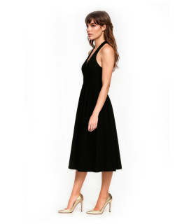 Vestido halter con escote en V