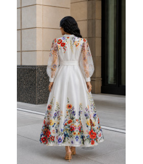 Vestido estampado floral con mangas transparentes