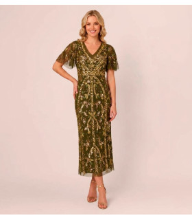 Sequin dress with short flared sleeves