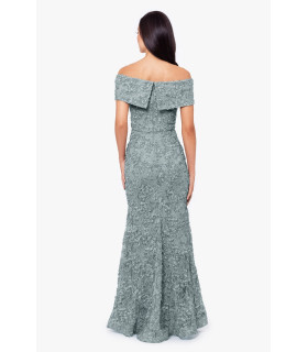 Off-the-shoulder lace dress