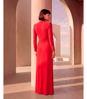 Vestido de cuello alto con mangas largas y botones en forma de flor