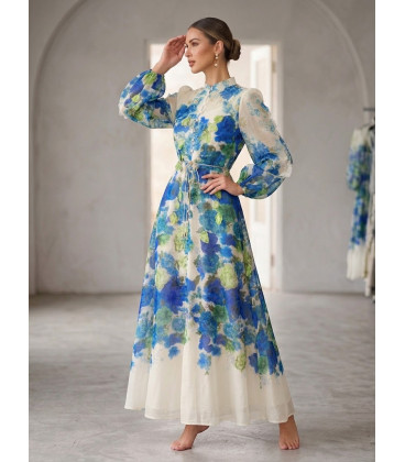 Vestido Largo con Estampado Floral.