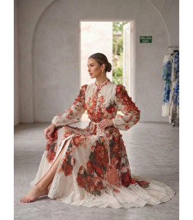 Vestido Largo con Estampado Floral.
